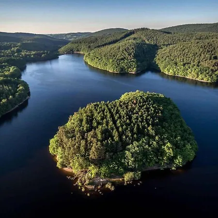 Cottage Du Lac De Chaumecon Avec Etang Prive Brassy Exterior foto
